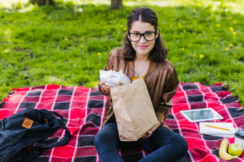 Picnic urban: Cum organizezi o ieșire simplă și reușită în parc